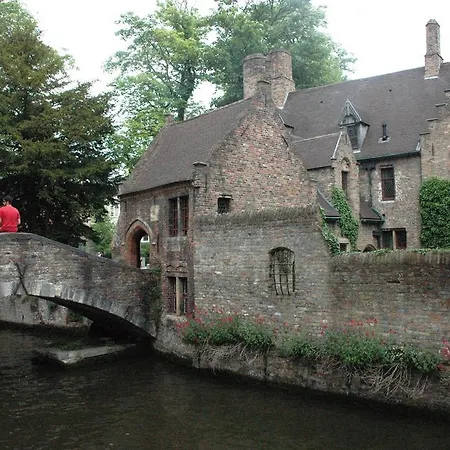 Holiday De Pepel